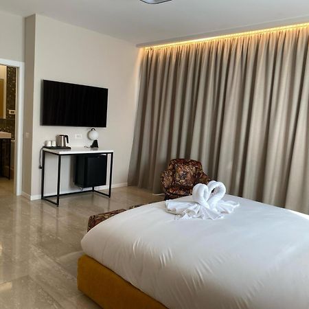 Oasi Village Hotel Milano Eksteriør bilde