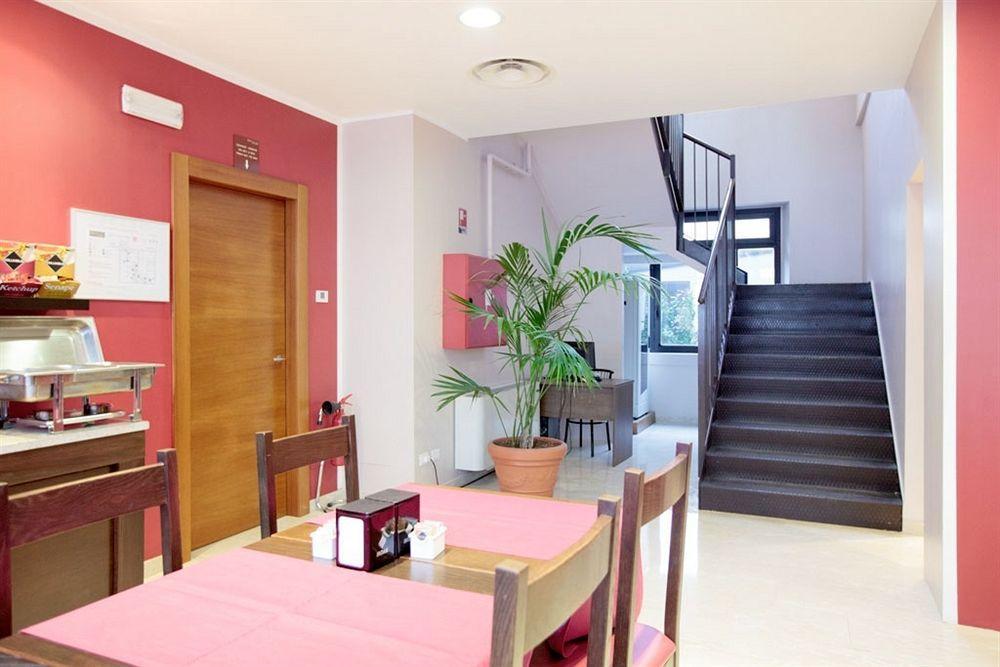 Oasi Village Hotel Milano Eksteriør bilde